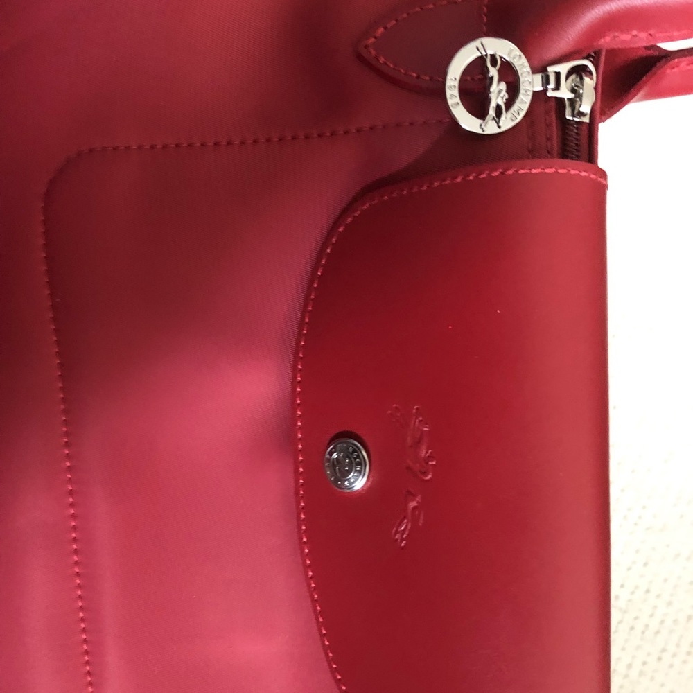 Longchamp Le Pliage Néo Tote Bag L Red BRAND NEW - Picture 3 of 7